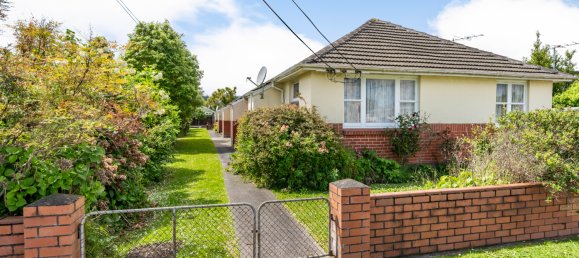 2 bedrooms House in Upper Hutt, New Zealand No. 133 9