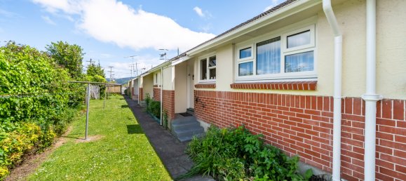 2 bedrooms House in Upper Hutt, New Zealand No. 133 8