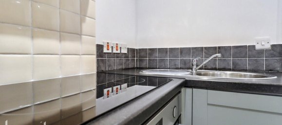 Estudio en South Croydon, United Kingdom No. 4907 8