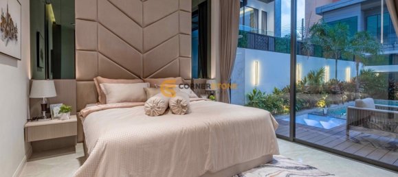 Дом 298м² в Паттайя, Таиланд № 58351 16