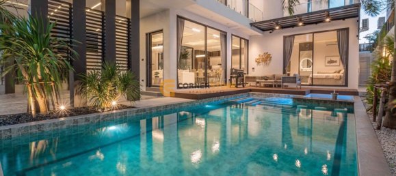 Дом 298м² в Паттайя, Таиланд № 58351 18