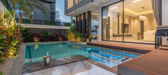 Дом 298м² в Паттайя, Таиланд № 58351 4