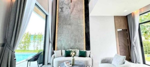 4 bedrooms Villa in Pattaya, Thailand No. 27165 8