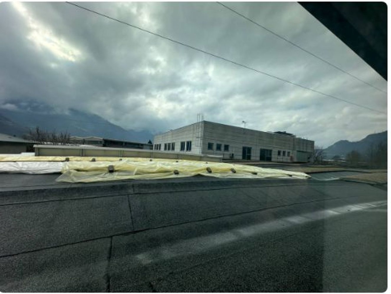 7771m² Building in Costa Volpino, Italy No. 172364