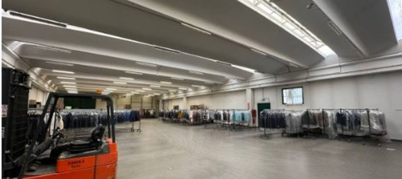 7771m² Building in Costa Volpino, Italy No. 172364 10