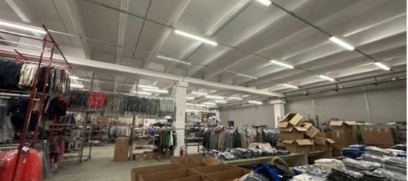 7771m² Building in Costa Volpino, Italy No. 172364 2