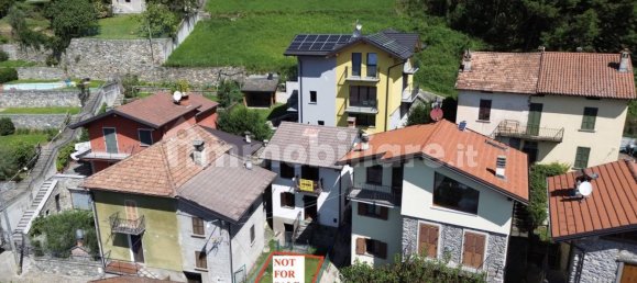 2 bedrooms House in Gera Lario, Italy No. 309419 2