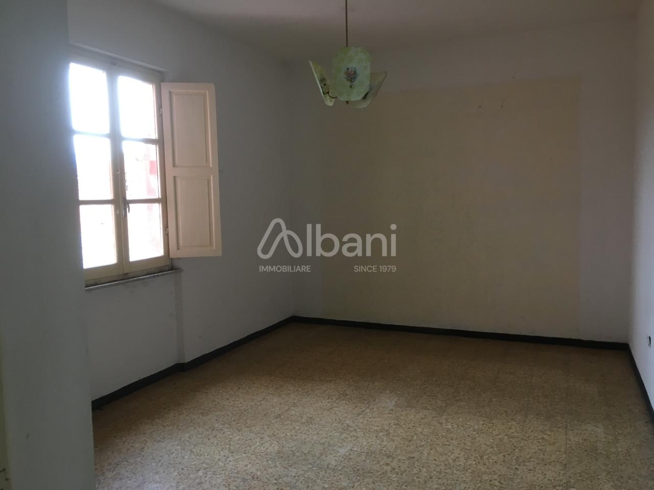 3غرفة منزل في Fivizzano, Italy رقم 155315