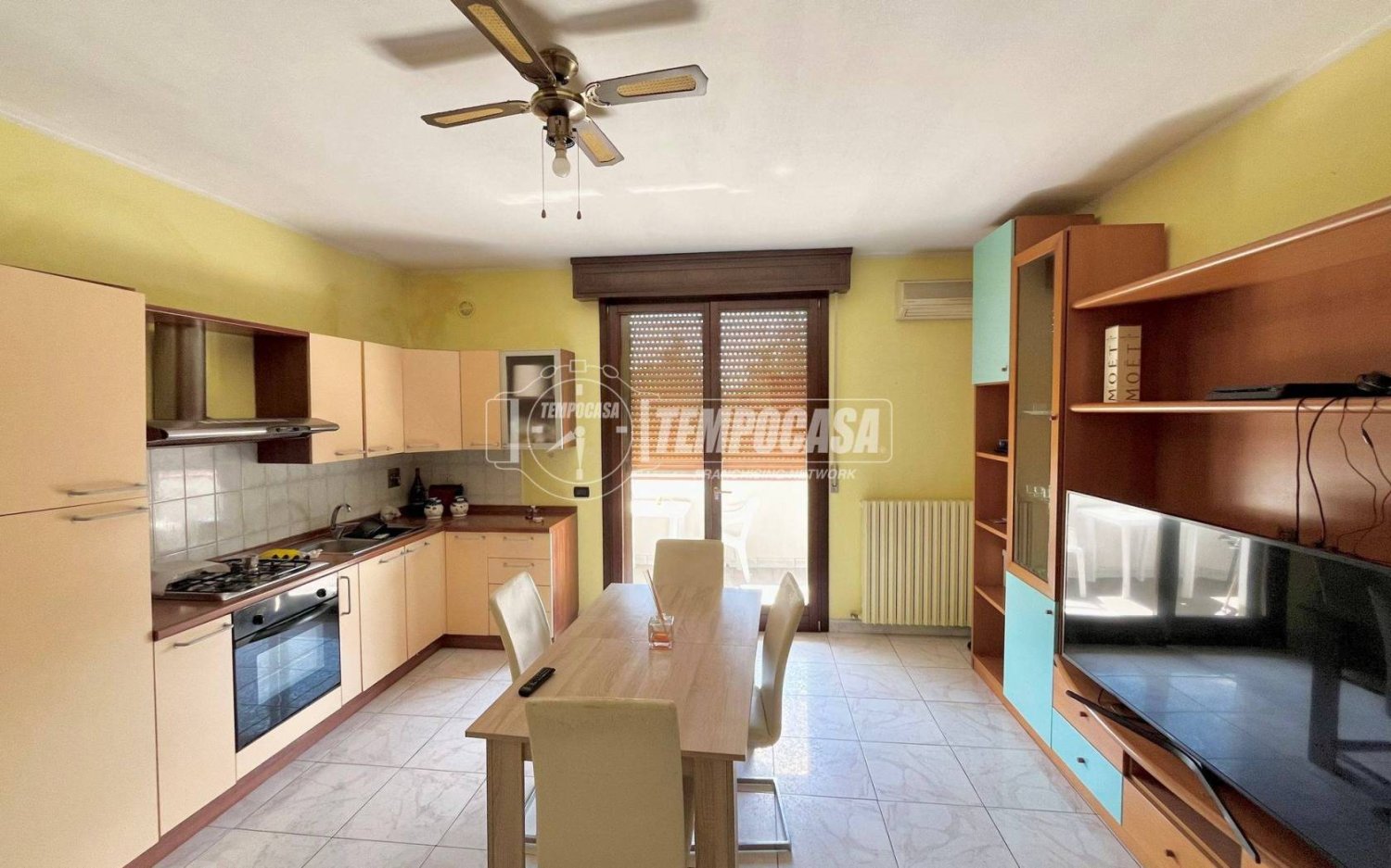 Apartamento T1 em San Prospero, Italy N.º 304590