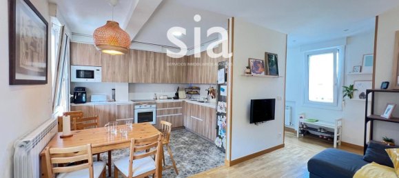 2 bedrooms Penthouse in Vitoria-Gasteiz, Spain No. 155762 8