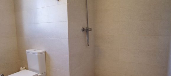 4 bedrooms House in Pinoso, Spain No. 170281 21