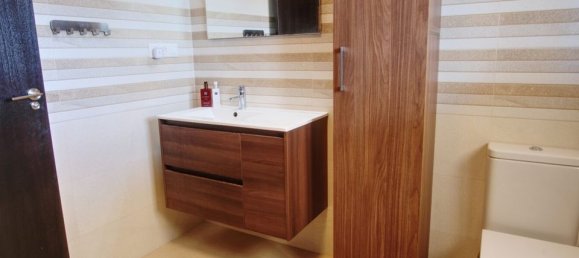 4 bedrooms House in Pinoso, Spain No. 170281 13