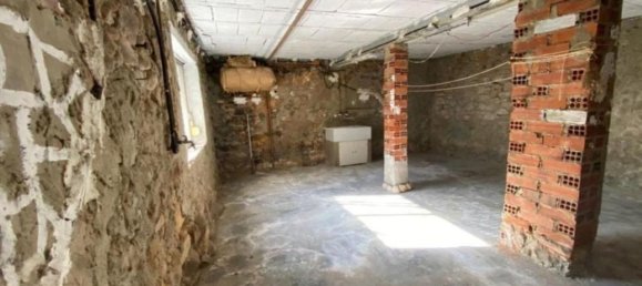 Casa de 5 dormitorios en Garrafe de Torío, Spain No. 107734 20