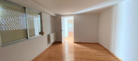 Casa de 5 dormitorios en Garrafe de Torío, Spain No. 107734 2