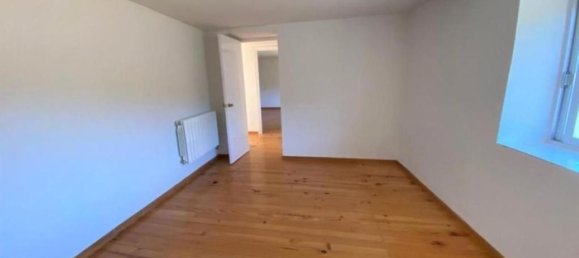 Casa de 5 dormitorios en Garrafe de Torío, Spain No. 107734 5