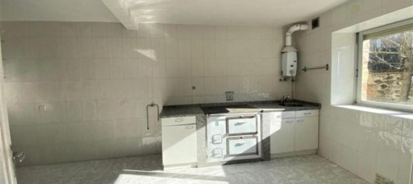 Casa de 5 dormitorios en Garrafe de Torío, Spain No. 107734 25