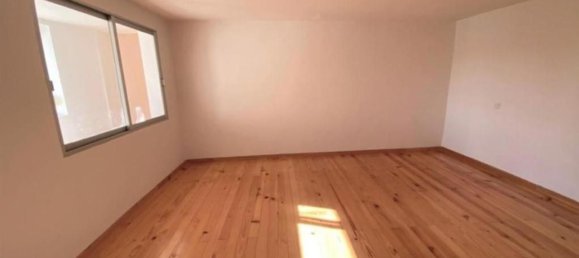 Casa de 5 dormitorios en Garrafe de Torío, Spain No. 107734 4