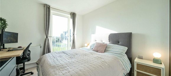 1 bedroom Apartment in London, United Kingdom No. 7814 9