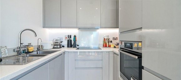 1 bedroom Apartment in London, United Kingdom No. 7814 10