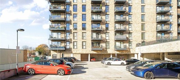 1 bedroom Apartment in London, United Kingdom No. 7814 38