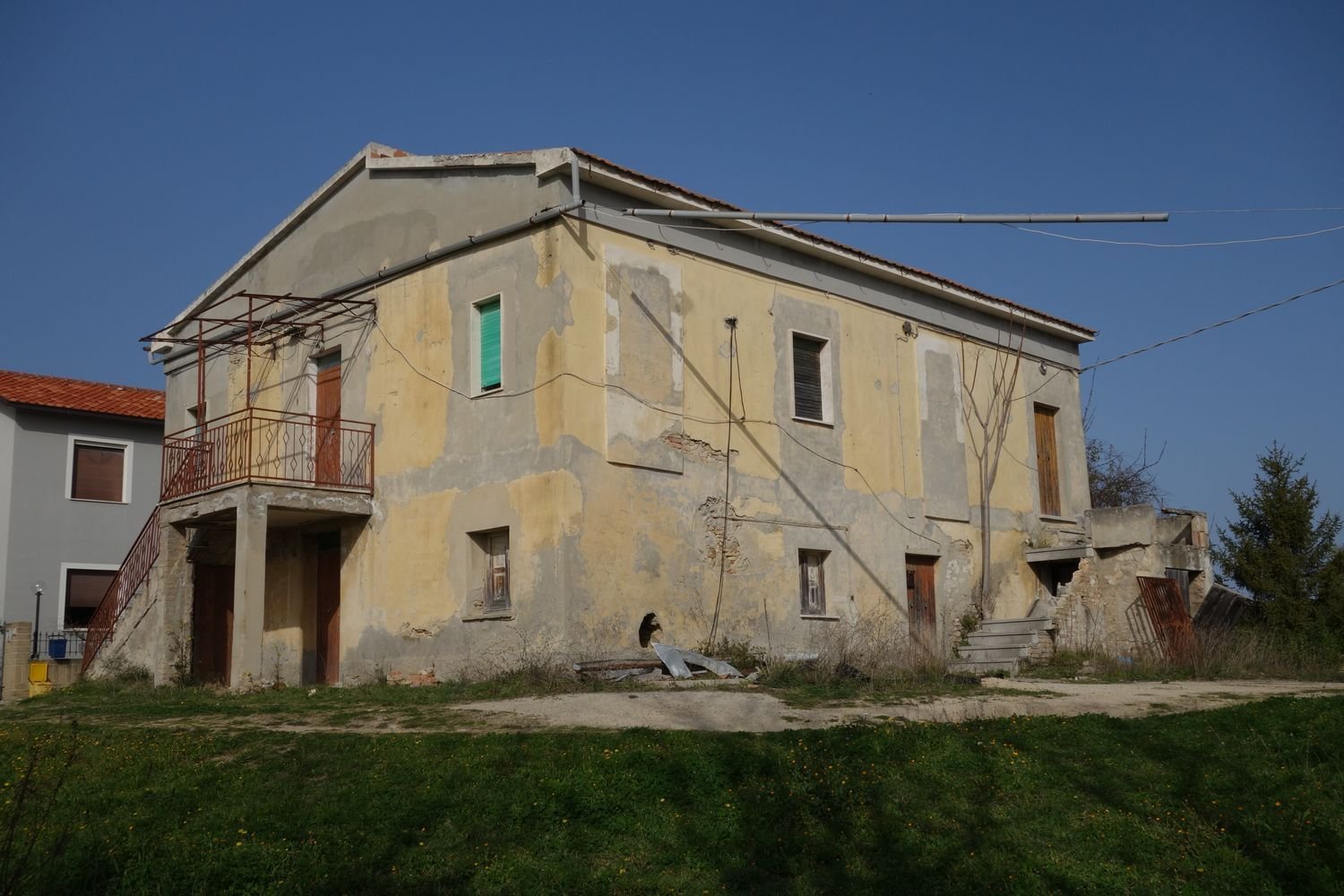 Casa de 8 habitaciónes en Pescara, Italy No. 12580