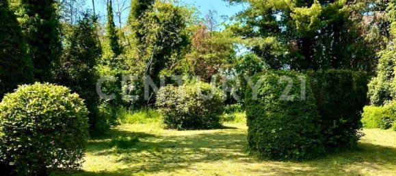 Villa de 12 divisões em Saarbrucken, Germany N.º 337941 30