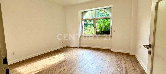 Villa de 12 divisões em Saarbrucken, Germany N.º 337941 4