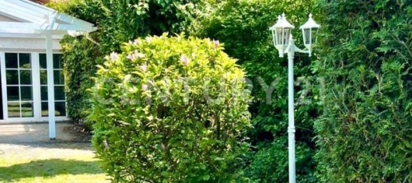 Villa de 12 divisões em Saarbrucken, Germany N.º 337941 31