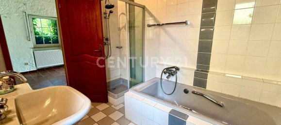 Villa de 12 divisões em Saarbrucken, Germany N.º 337941 14