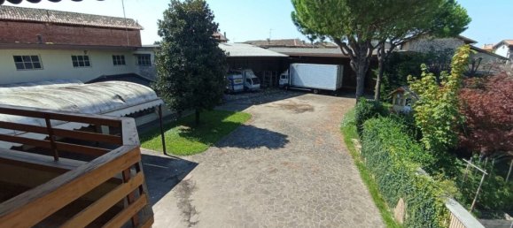 4 غرف نوم منزل في Udine, Italy رقم 338207 11