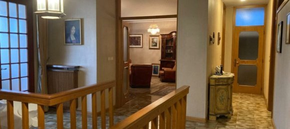 4 غرف نوم منزل في Udine, Italy رقم 338207 3