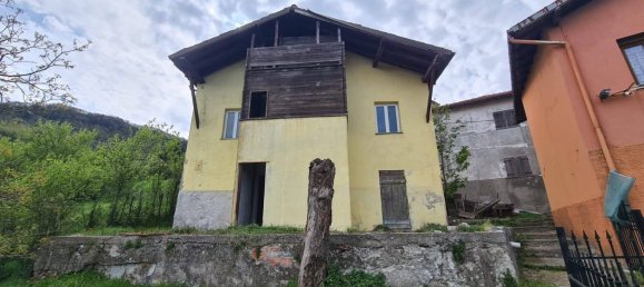 4 bedrooms House in Isola del Cantone, Italy No. 279808 32