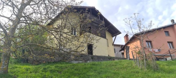 4 bedrooms House in Isola del Cantone, Italy No. 279808 34