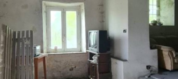 4 bedrooms House in Isola del Cantone, Italy No. 279808 8