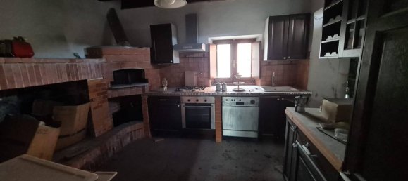 4 bedrooms House in Isola del Cantone, Italy No. 279808 3