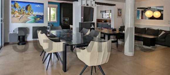 5 Schlafzimmer Schlösser in Marseille, France, Nr. 203491 3