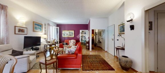 5 rooms Apartment in Brindisi, Italy No. 14797 16