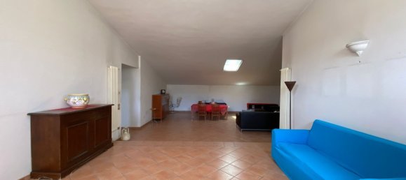 6 Schlafzimmer Penthouse in Naples, Italy, Nr. 333908 9