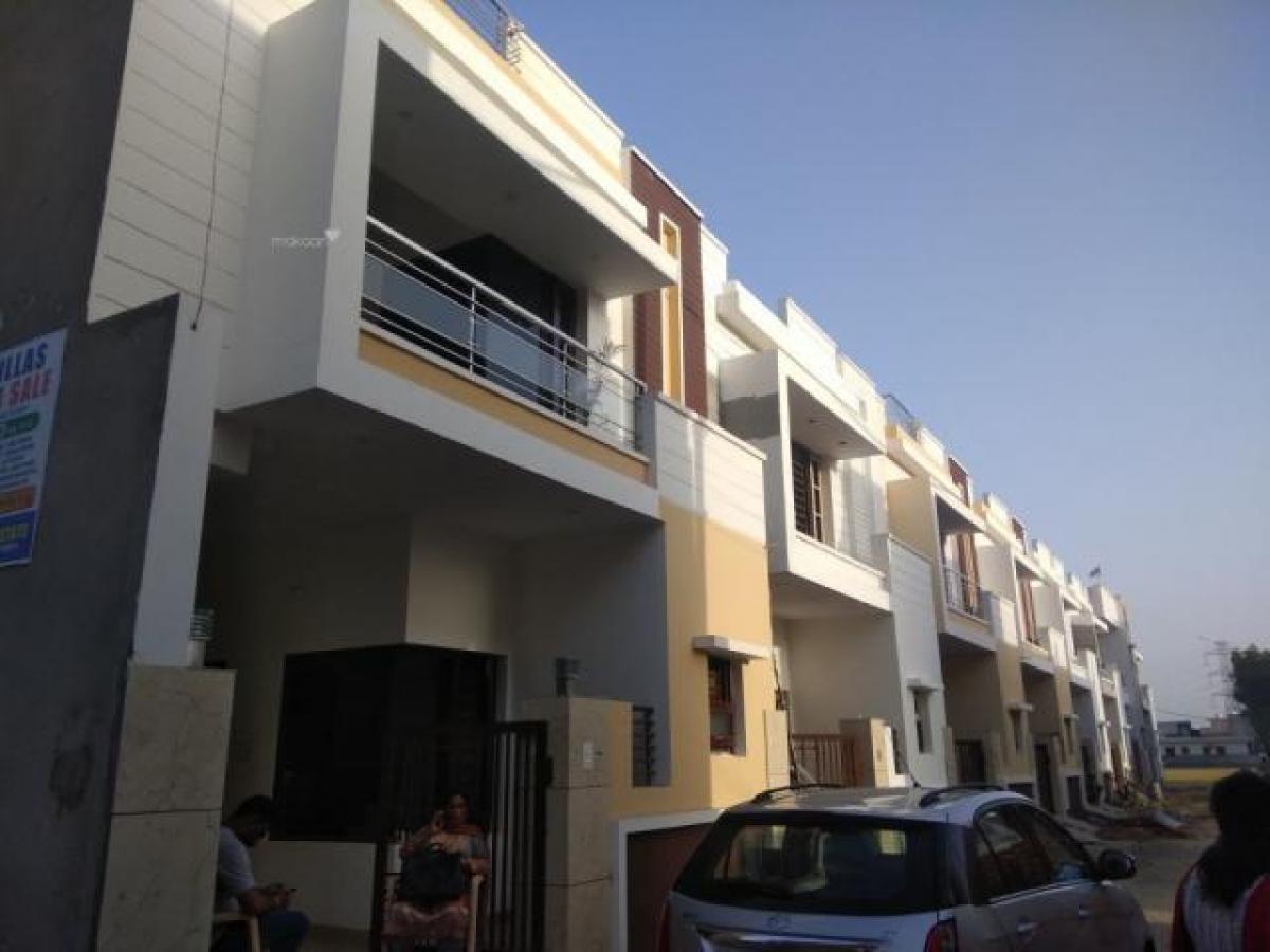 Studio in Mohali, India No. 4859