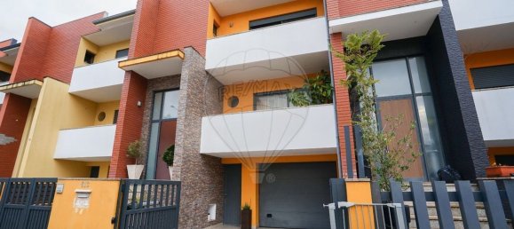 Casa de 3 dormitorios en Povoa de Lanhoso, Portugal No. 181269 42