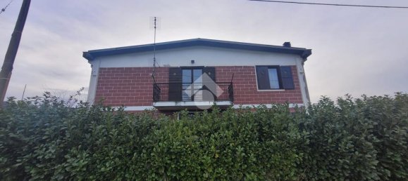 3 bedrooms House in Monastero Bormida, Italy No. 52518 2