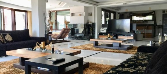 5 bedrooms Villa in Panorama, Greece No. 5457 11