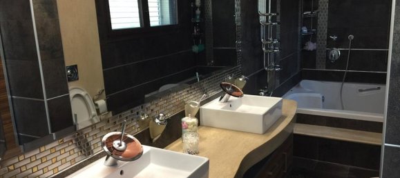 5 bedrooms Villa in Panorama, Greece No. 5457 28