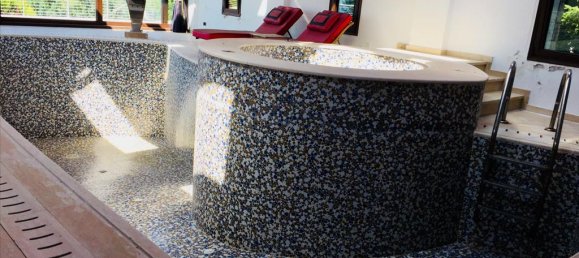 5 bedrooms Villa in Panorama, Greece No. 5457 18