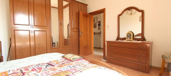 Apartamento de 4 dormitorios en Caldiero, Italy No. 324067 8