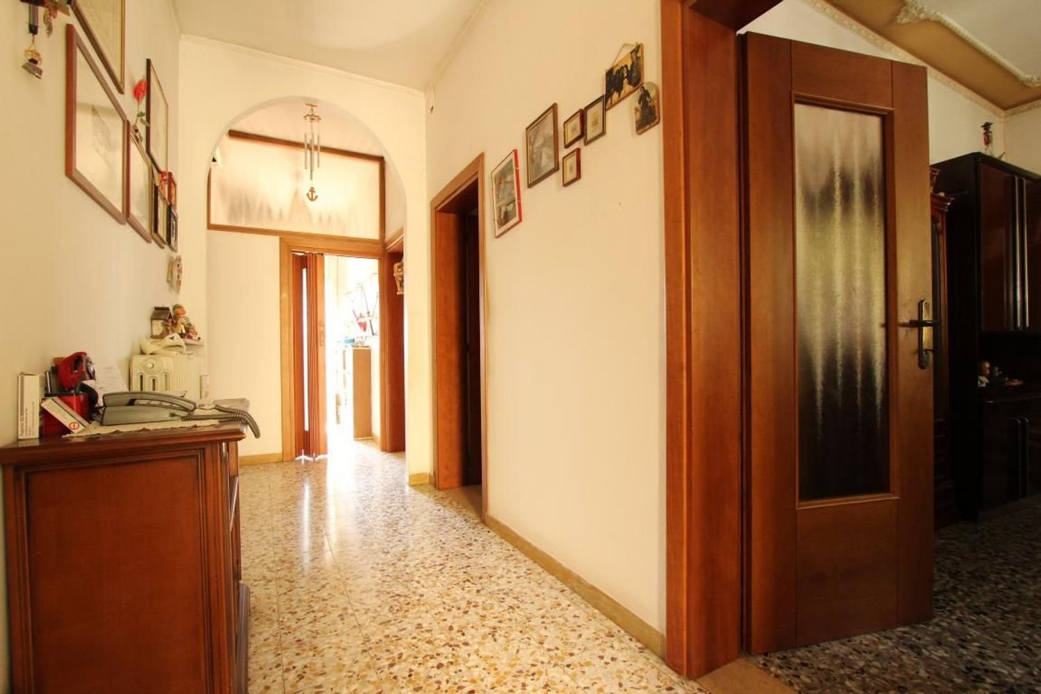 Apartamento de 4 dormitorios en Caldiero, Italy No. 324067