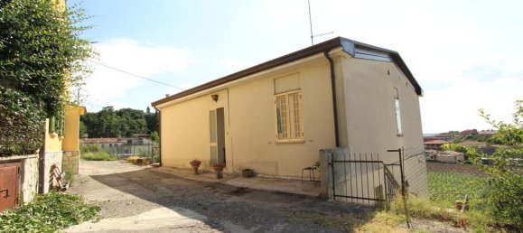 Apartamento de 4 dormitorios en Caldiero, Italy No. 324067 20