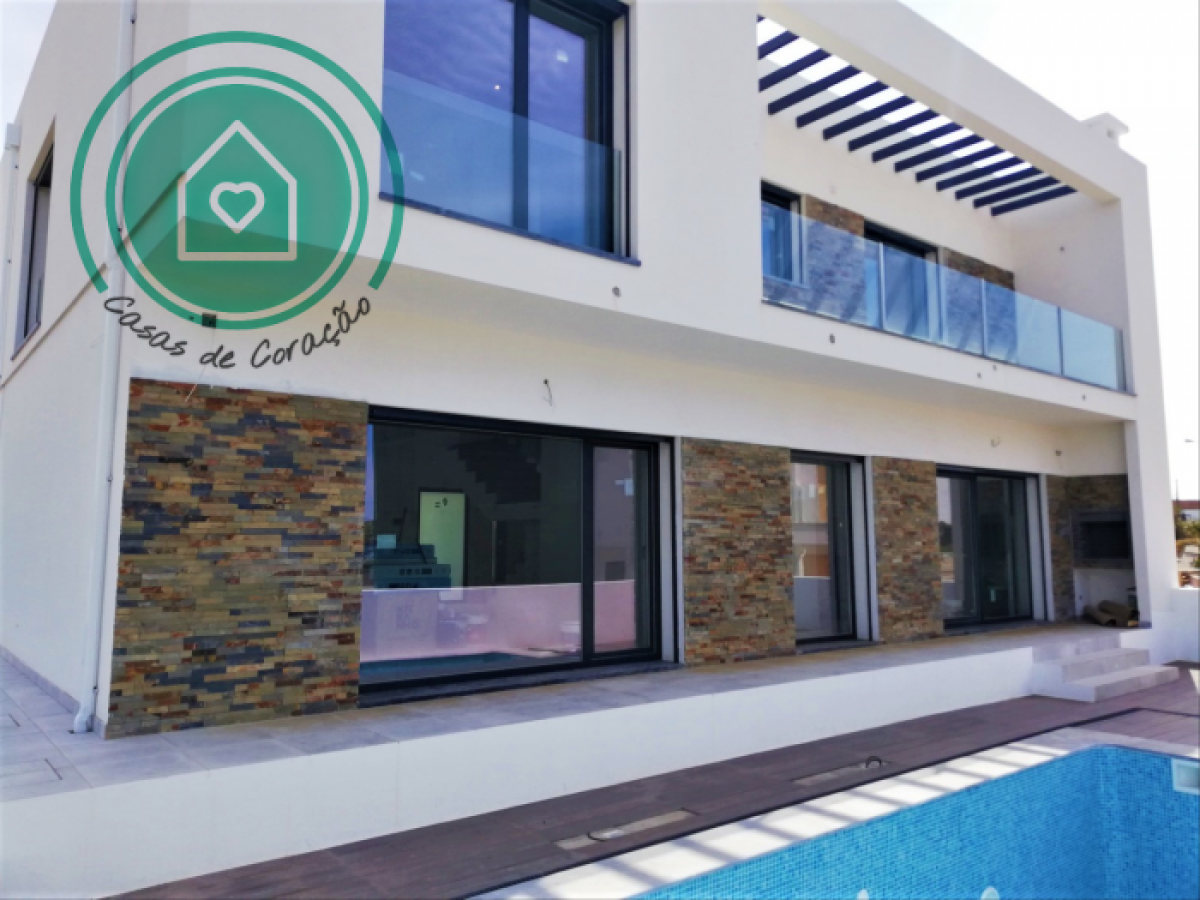 4 غرف نوم فيلا في Seixal, Portugal رقم 561