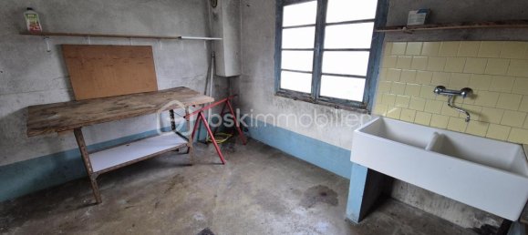 3 bedrooms House in Loury, France No. 45370 17