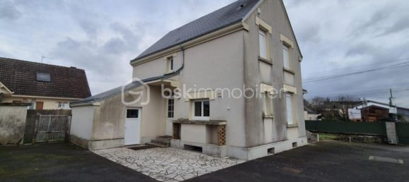 3 bedrooms House in Loury, France No. 45370 2